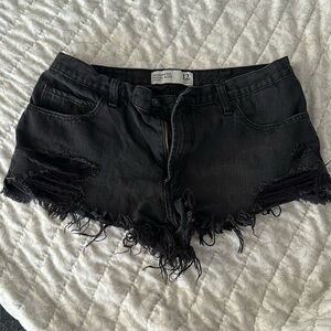 Abercrombie & Fitch high rise black distressed denim shorts women’s size 12